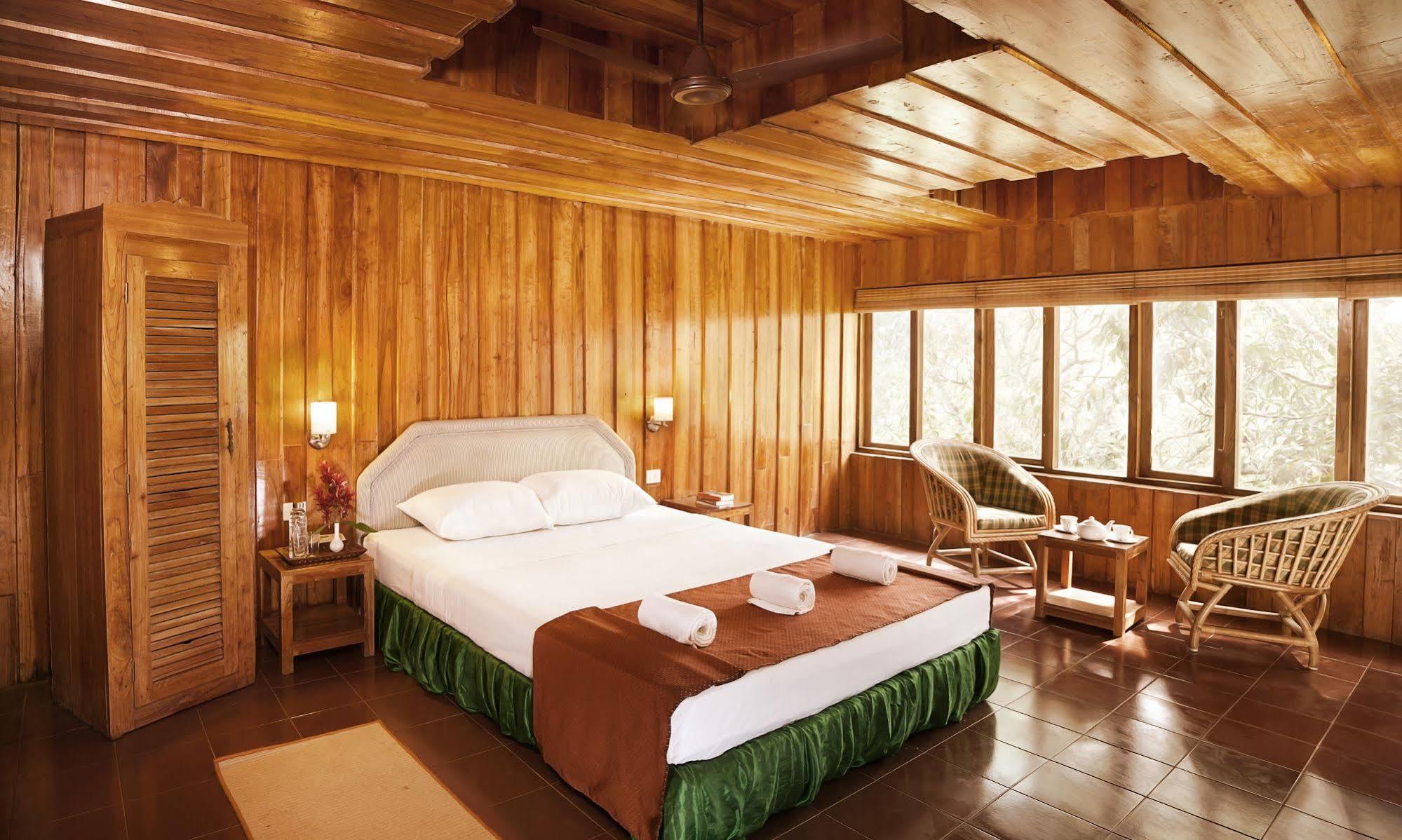 Hotel Woods N Spice - Thekkady Kumily Exterior foto