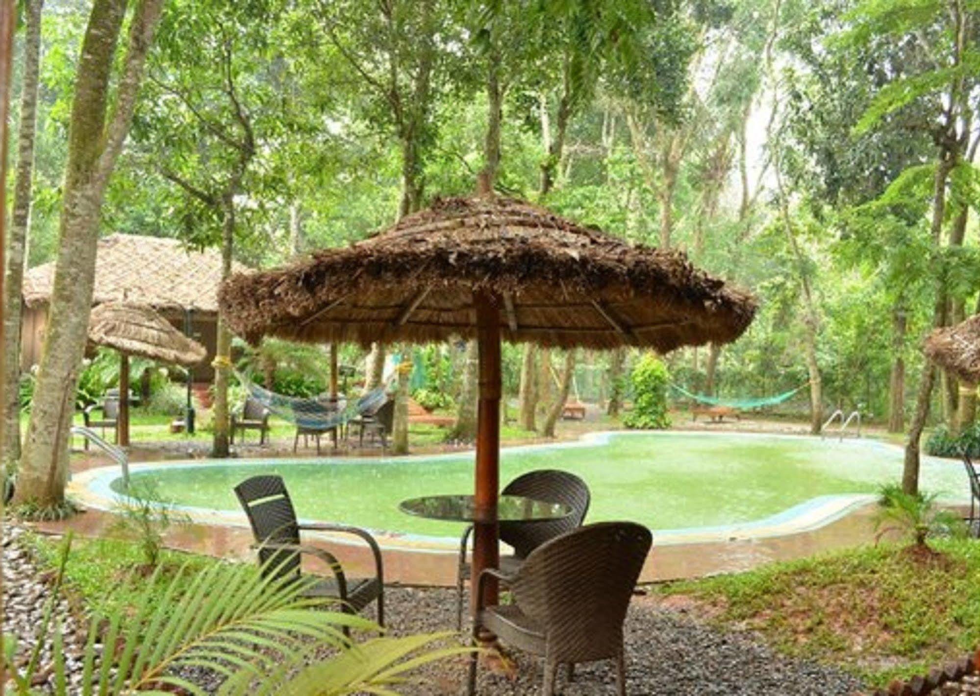 Hotel Woods N Spice - Thekkady Kumily Exterior foto